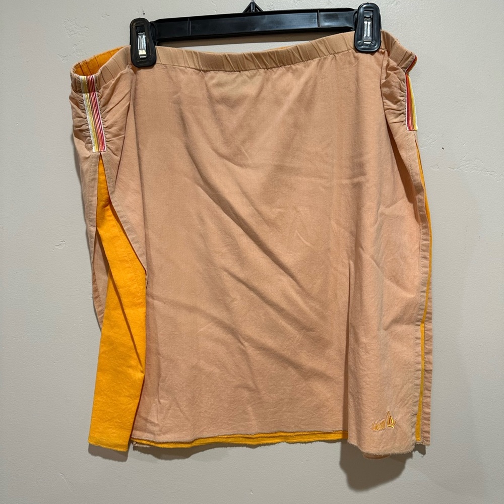 Volcom two-toned skirt